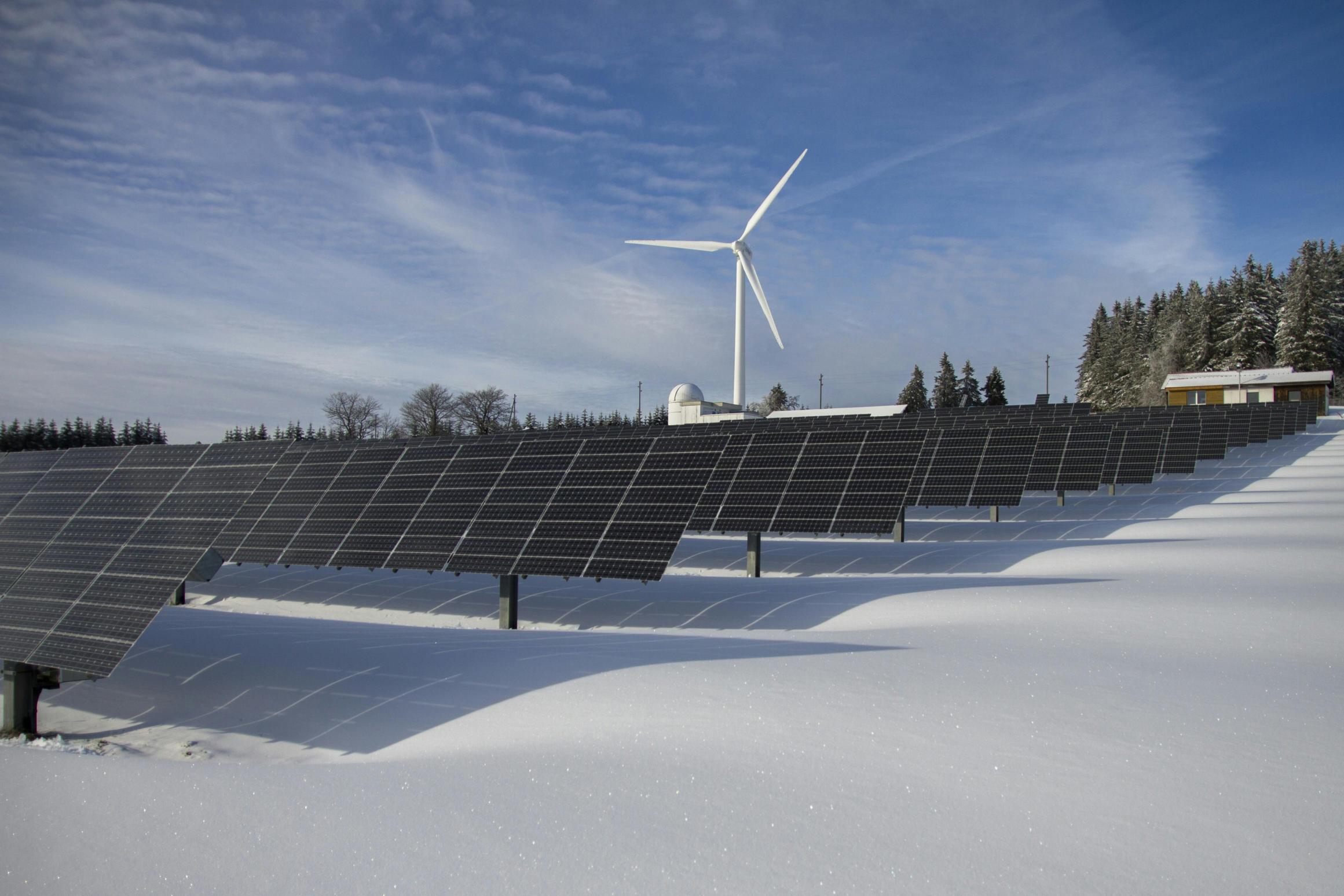Potenzialità energetiche e sostenibilità ambientale dei pannelli fotovoltaici integrati
